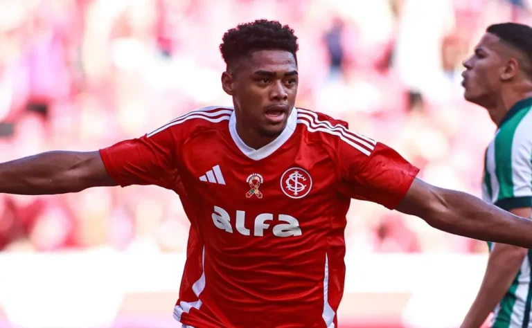 Cruzeiro pode não contratar Victor Gabriel após recusa do Inter.