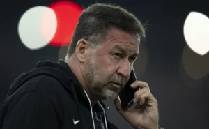 Desabafo do Vice-Presidente do Corinthians Após Flagrante de Augusto Melo com Empresários da VaideBet