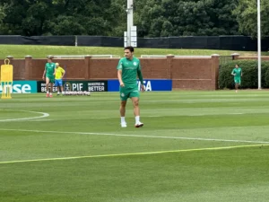 Palmeiras se prepara para duelo contra o Al Ahly com desfalques e foco nos treinos