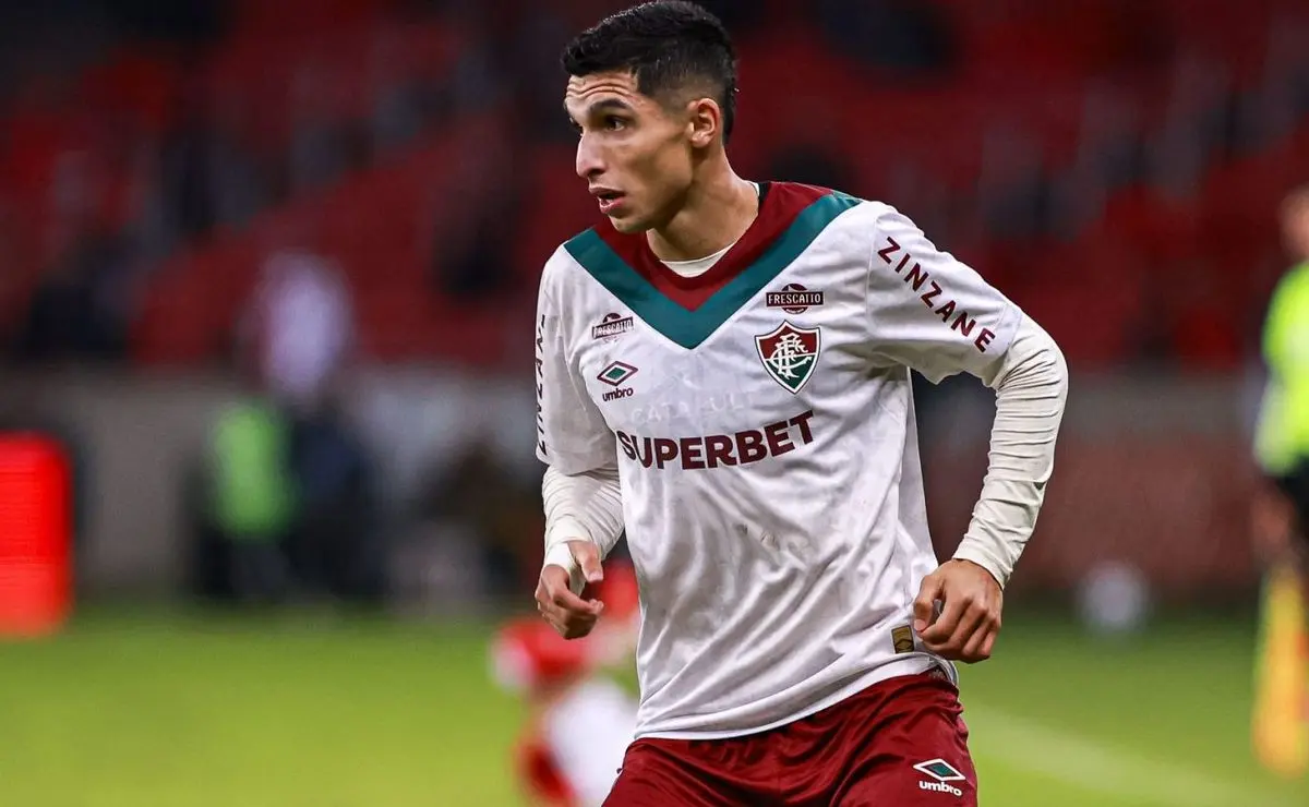 Serna celebra triunfo sobre o Internacional e sonha com o Mundial pelo Fluminense