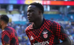 Atacante do Benfica Causa Reações no Mundial: Desempenho Desperta Interesse do Vasco
