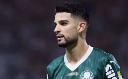 Flaco López: "Precisamos melhorar a atenção nas finalizações", diz o atacante do Palmeiras