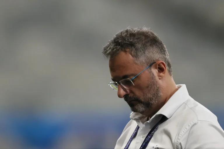 Alexandre Mattos deixa o time do Cruzeiro