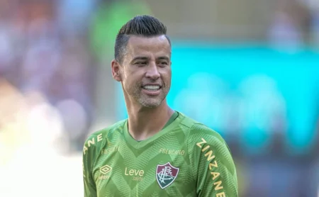 Fábio Iguala Recorde de Buffon Após Jogo Contra o Borussia