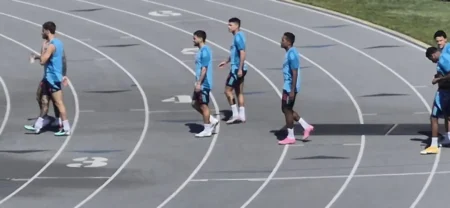 Flamengo: Arrascaeta e Luiz Araújo em treino visando o Chelsea