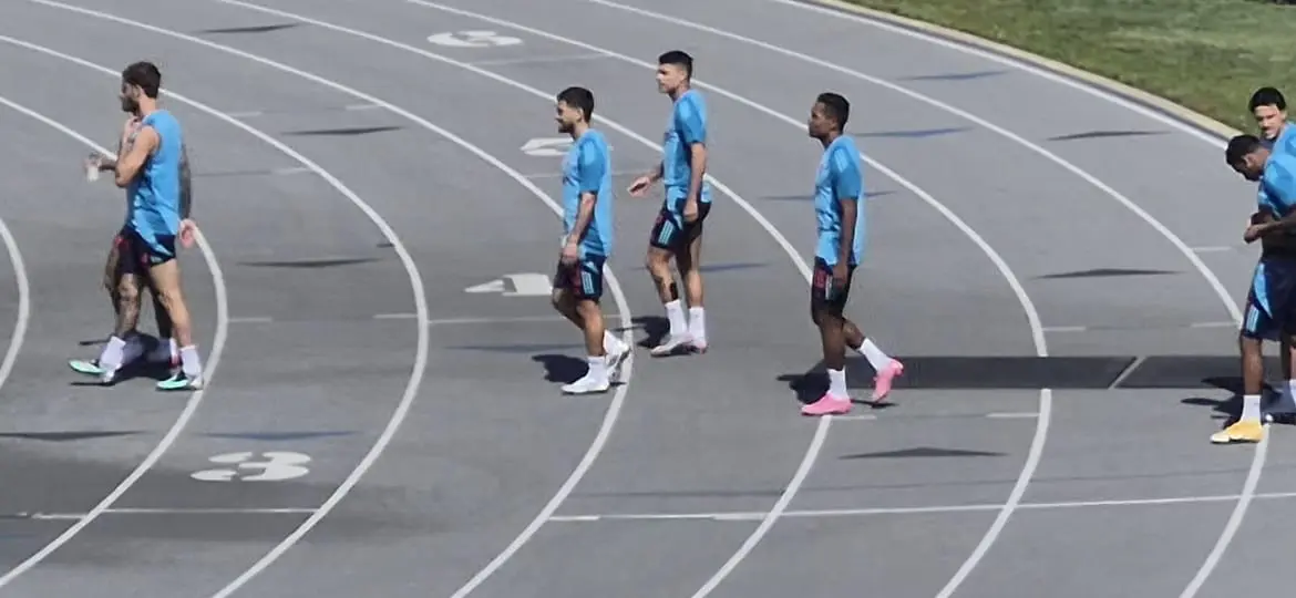 Flamengo: Arrascaeta e Luiz Araújo em treino visando o Chelsea