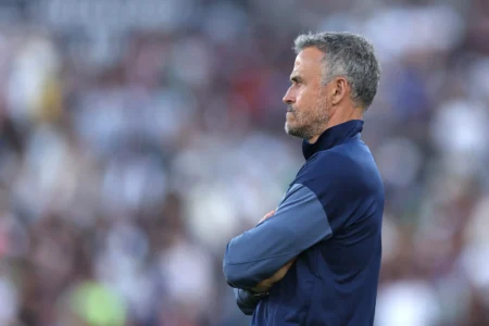 Luis Enrique Exalta o Botafogo: "A Melhor Defesa que Enfrentamos"
