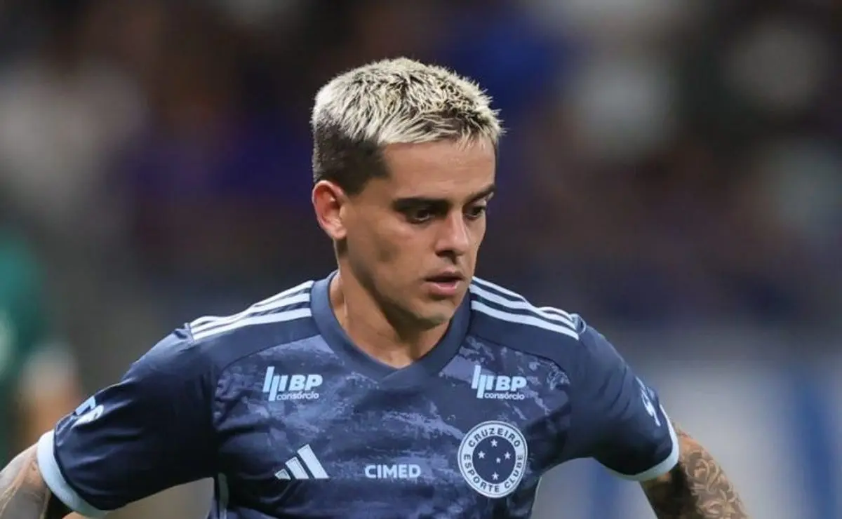 Cruzeiro: Permanência de Bolasie, Fagner e Eduardo Sob Avaliação de Leonardo Jardim