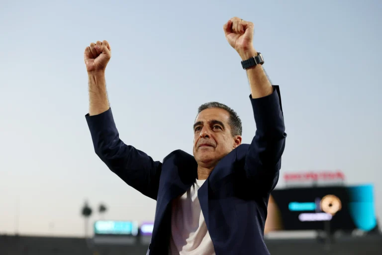 Paiva detalha diálogo com atacante do PSG após triunfo do Botafogo: "Se for para perder, que seja desta forma para você"