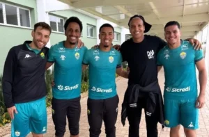 Deyverson e Rikelme no CT do Cuiabá: Relembrando o passado?