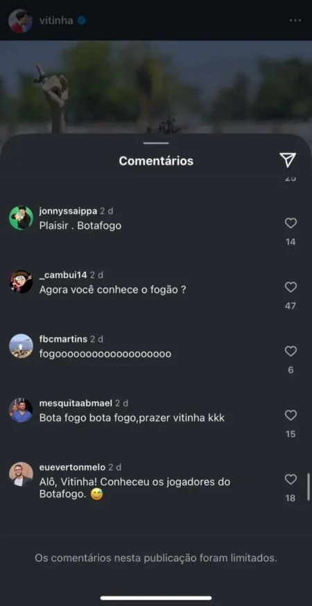 Botafogo: Torcedores invadem perfil de Vitinha, do PSG, e restringem comentários
