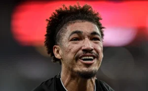 Mattos Considera Contratação do Zagueiro Adryelson para o Santos de Cléber Xavier