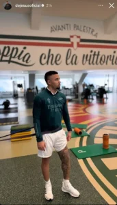 Gabriel Jesus: Retorno ao Palmeiras para Reabilitação no Joelho