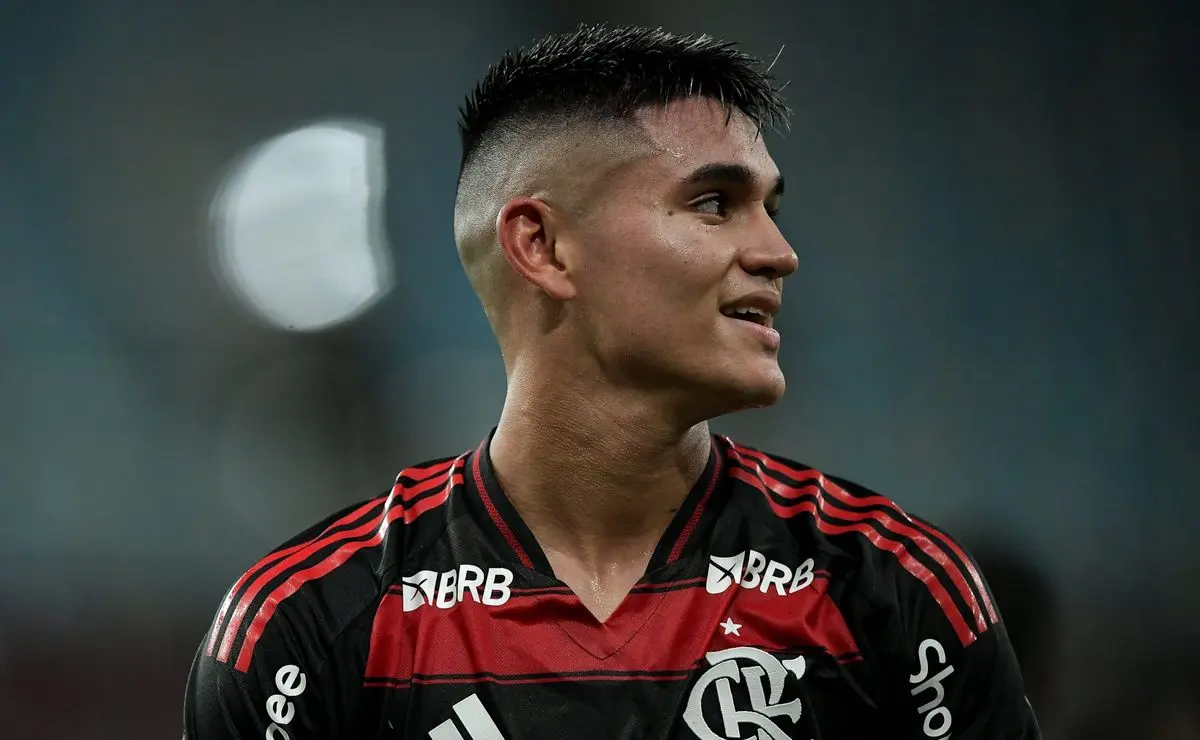 Prejuízo de R$ 14 Milhões: Flamengo Lamenta Venda de Alcaraz ao Everton