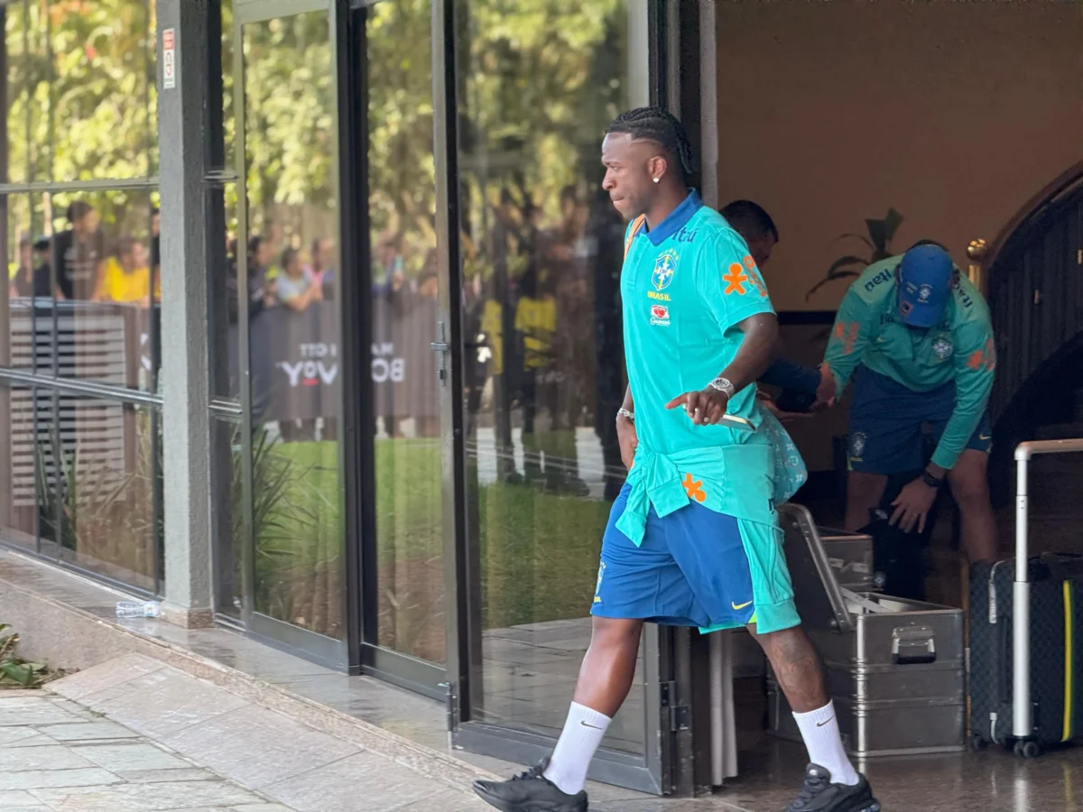 Brasil viaja ao Equador para estreia de Carlo Ancelotti