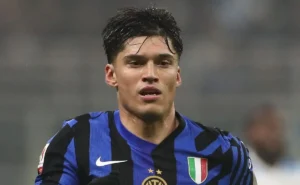 Correa no Internacional: Concorrência de Botafogo e Igor Jesus dificulta contratação.