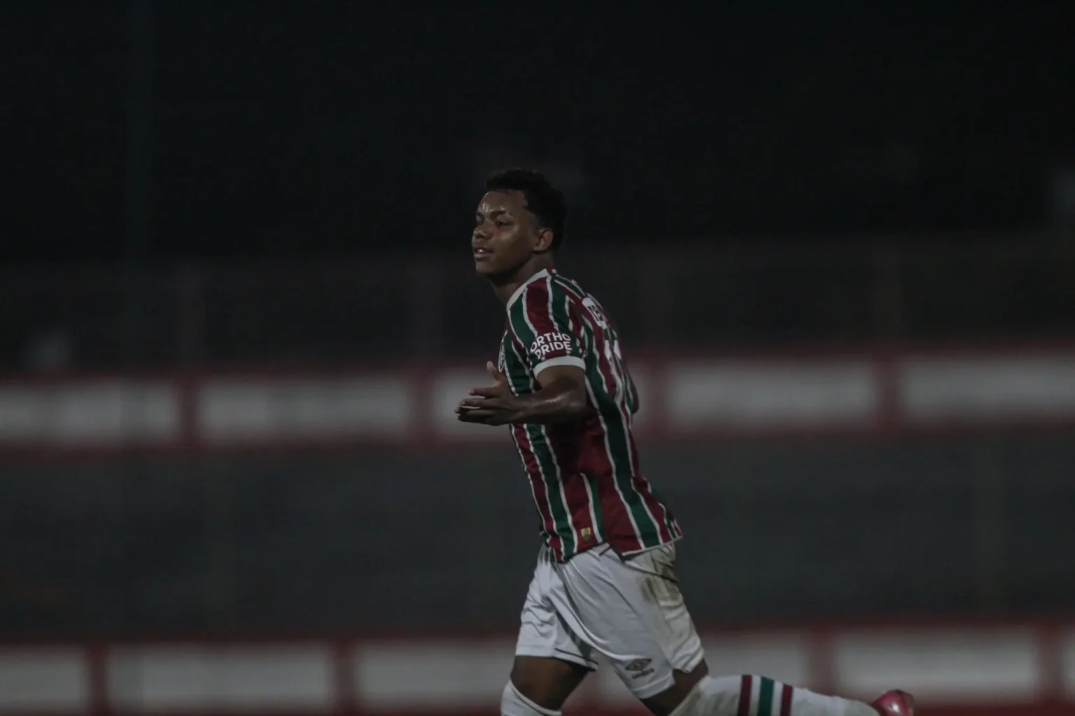 Fluminense e Wesley Natã: contrato renovado até 2028