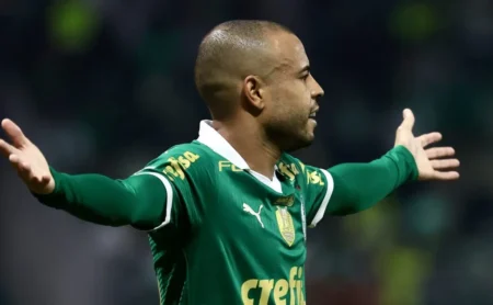 Mayke no Santos: Negociação pode melar com interesse do São Paulo
