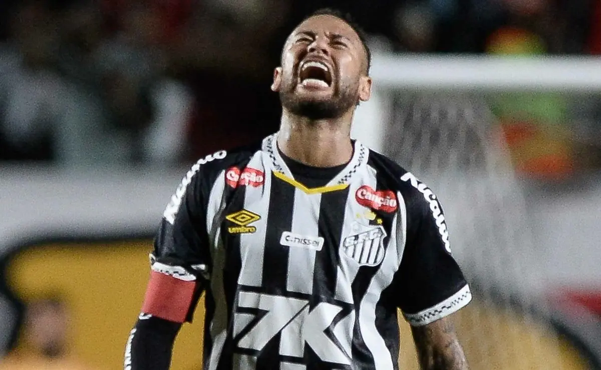 Santos: Neymar não resolve e pior começo no Brasileirão de pontos corridos.