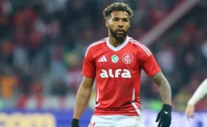 Internacional x Flamengo: retrospecto adverso e duelos decisivos em jogo