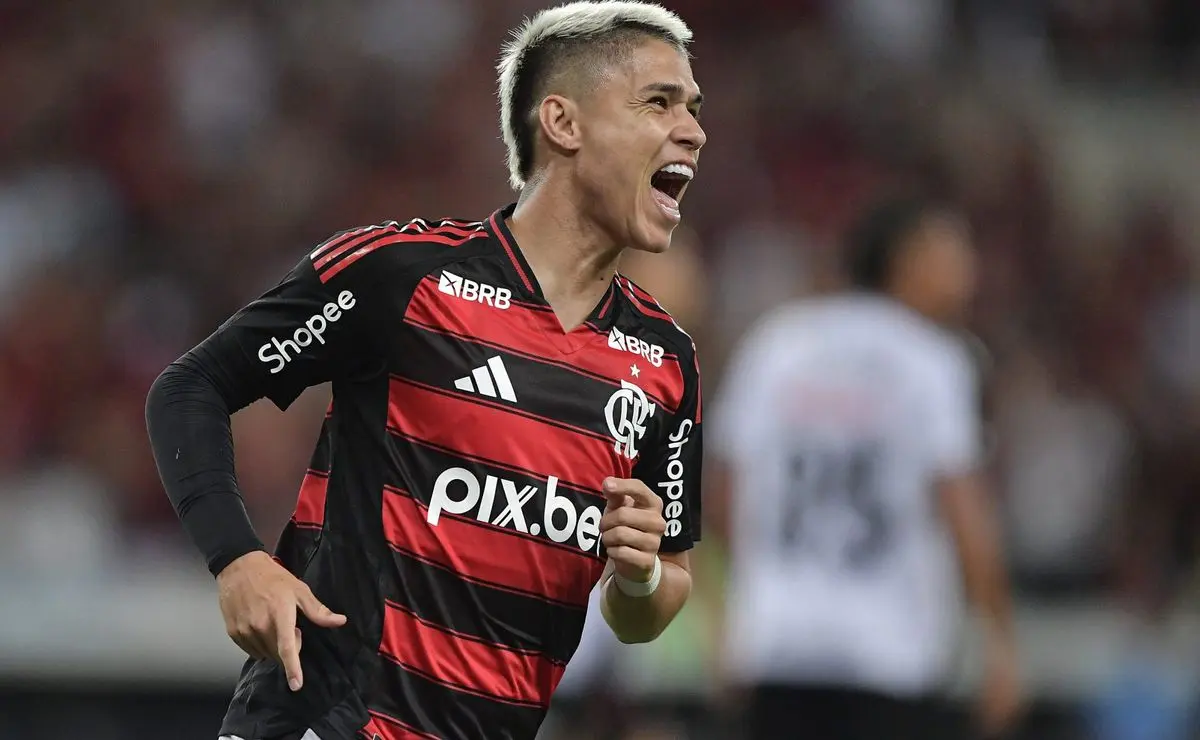 Luiz Araújo posta mensagem enigmática sobre Jorginho, possível reforço do Flamengo para o Mundial
