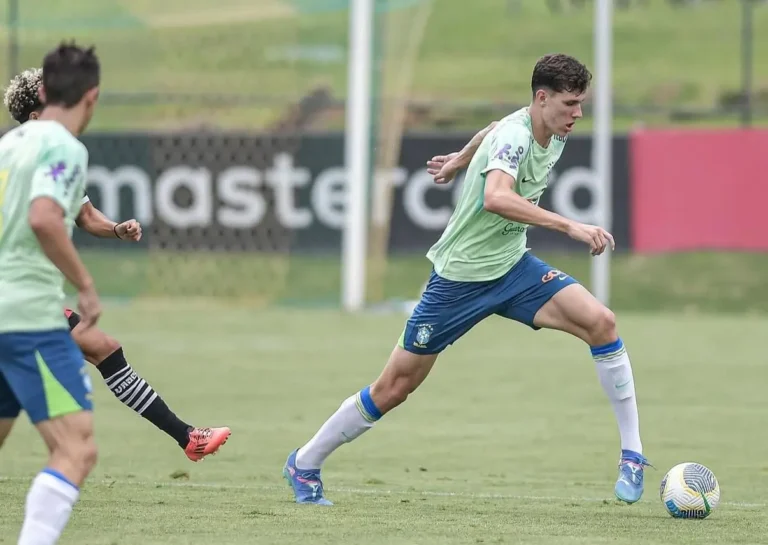 De Cairo a Abu Dhabi: Zagueiro do Palmeiras Realiza Sonho na Copa do Mundo de Clubes.