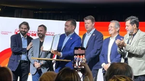Governador do RJ Avalia Venda de "Naming Rights" do Maracanã com Ressalvas
