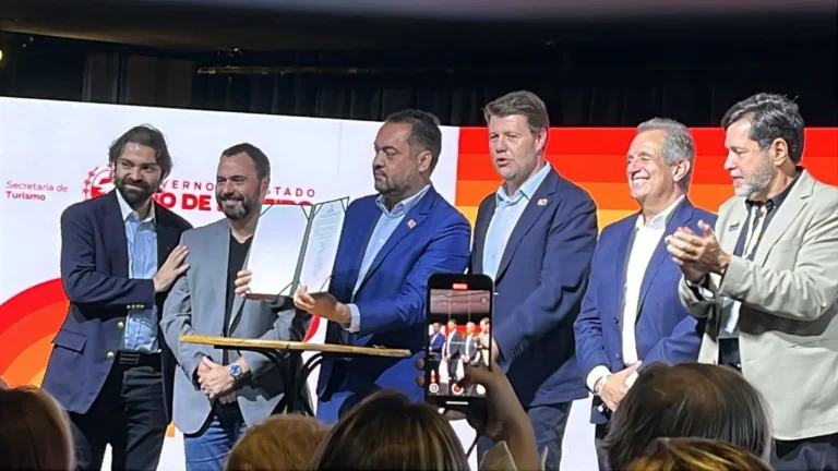 Governador do RJ Avalia Venda de "Naming Rights" do Maracanã com Ressalvas