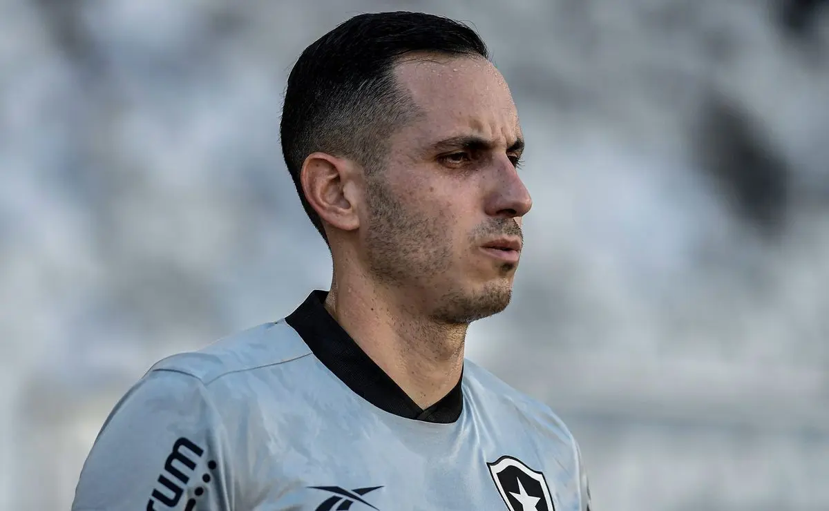 Botafogo desiste de Gatito Fernández após recuperação de Léo Linck para o Super Mundial