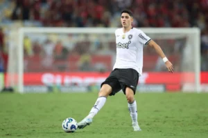 Botafogo acerta venda de Jair ao Nottingham Forest, além de Igor Jesus