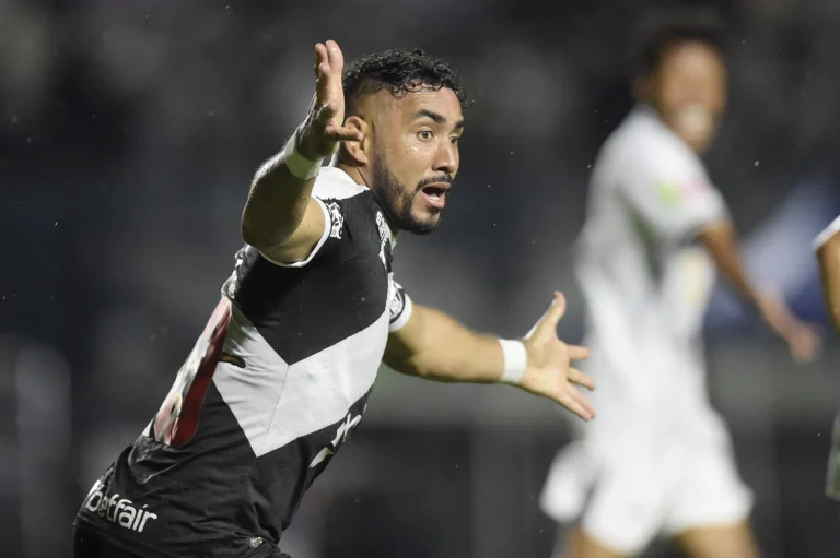 Torcida Vota e Avalia Desempenho de Payet no Vasco: Decepção?