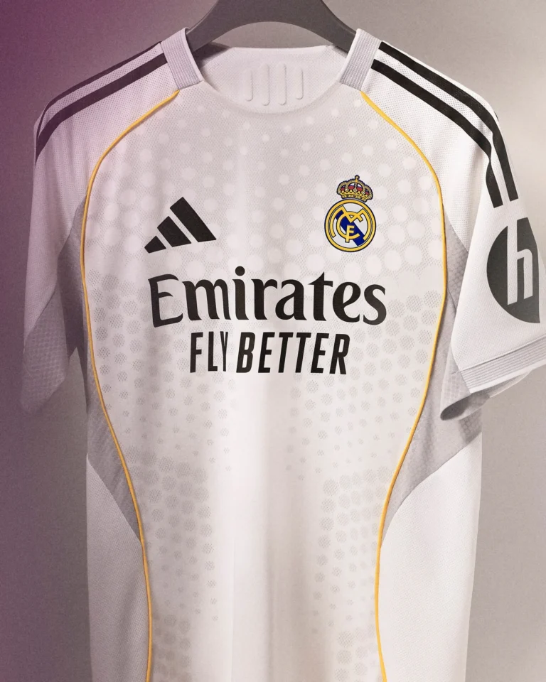Real Madrid: Nova camisa 1 homenageia o Santiago Bernabéu