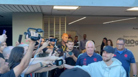 Jorginho chega ao Rio de Janeiro para se juntar ao Flamengo