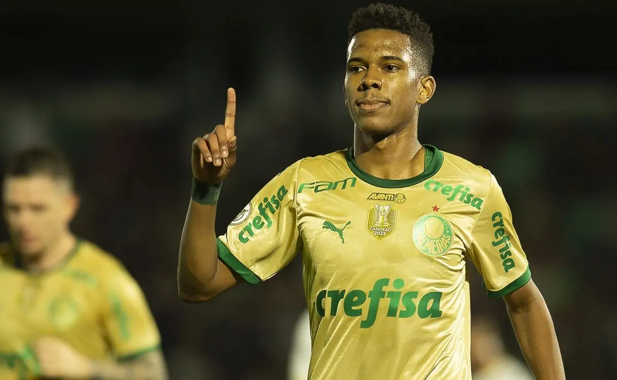 Casagrande: Substituir Estêvão no Palmeiras é tarefa árdua para Abel Ferreira.