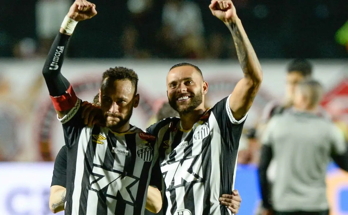 Santos: Crescimento Digital em Maio Supera Flamengo e Corinthians
