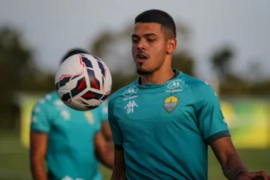 Luís Soares firma vínculo em definitivo com o Cuiabá até dezembro de 2026