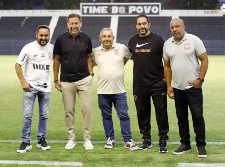 Chicão e Batata: Corinthians anuncia demissões