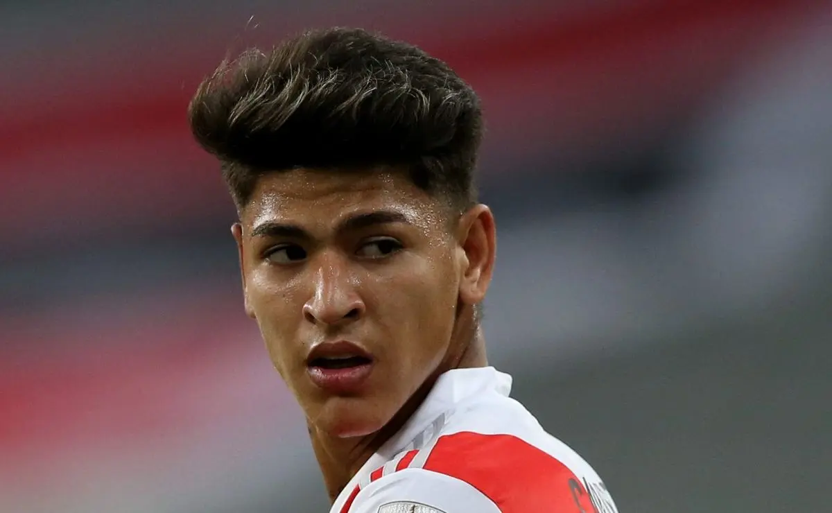 Versão Oficial de Empresário de Carrascal Sobre Negociação com o Flamengo: Exclusivo