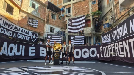 Botafogo parte para a Copa de Clubes no domingo e torcedores preparam despedida festiva