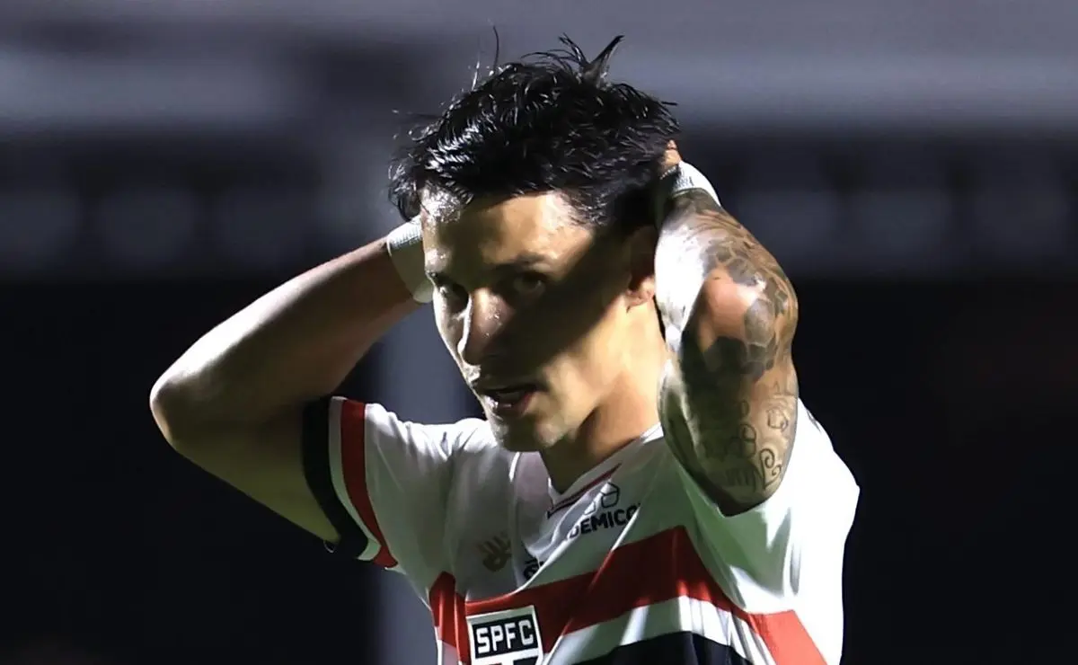 Situação física de Ferreirinha é atualizada e lesão no São Paulo preocupa: "Sobrecarga repetitiva"