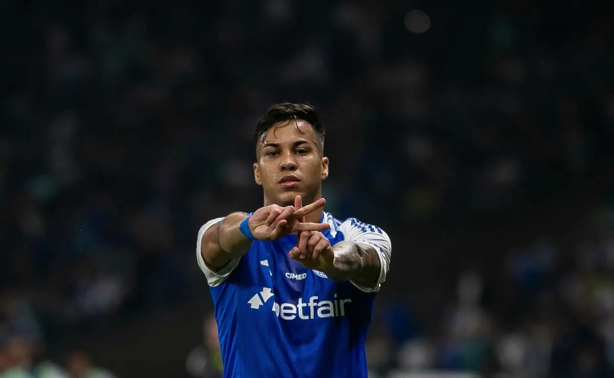Kaio Jorge: Saída de Dudu do Cruzeiro ensinou elenco a "trabalhar em silêncio"