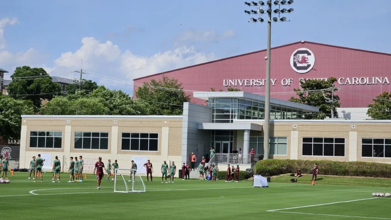 Fluminense Inicia Treino nos EUA com Cano em Ação