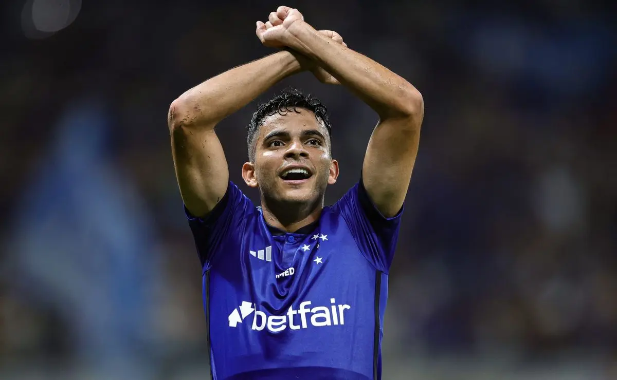 Bruno Rodrigues Contratado por Leonardo Jardim no Cruzeiro: Retorno Imediato Aprovado pela Torcida