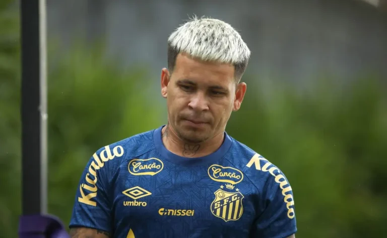 Soteldo: Segundo venezuelano no Fluminense