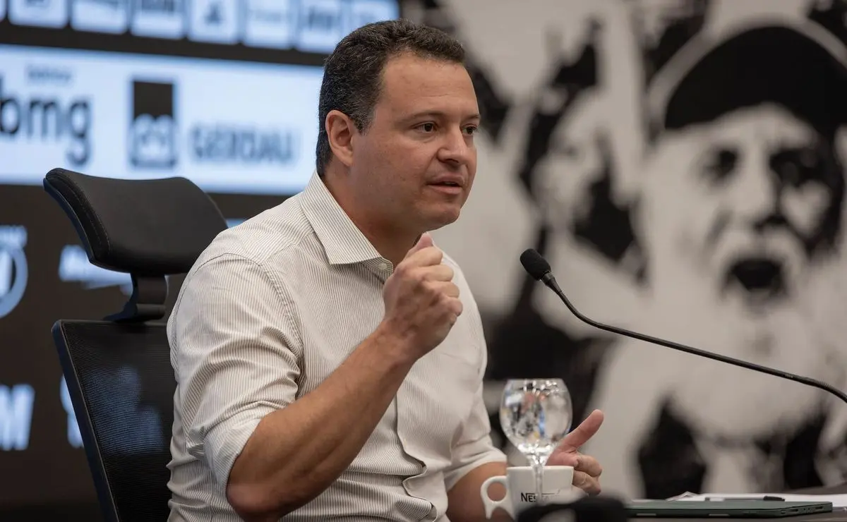 Menin, acionista do Atlético-MG, exalta gestão do Flamengo: “É desigual”