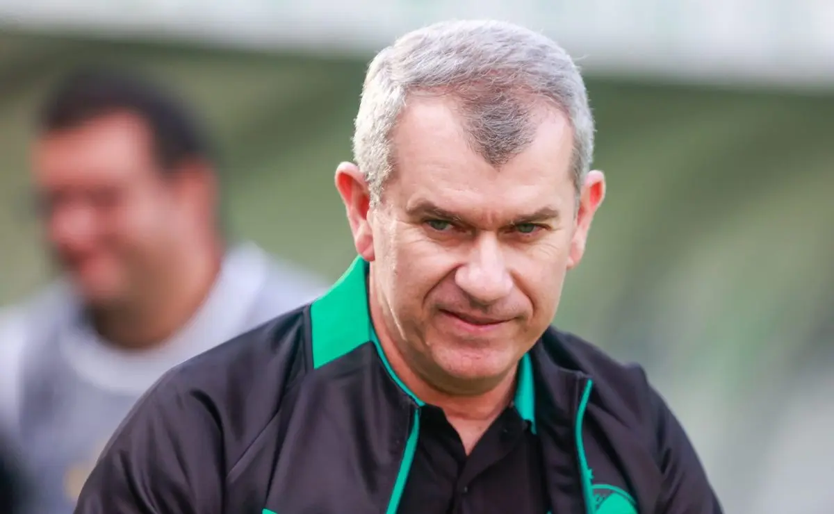 Análise de Cláudio Tencati sobre Arbitragem em Juventude x Grêmio: "Eu duvido"