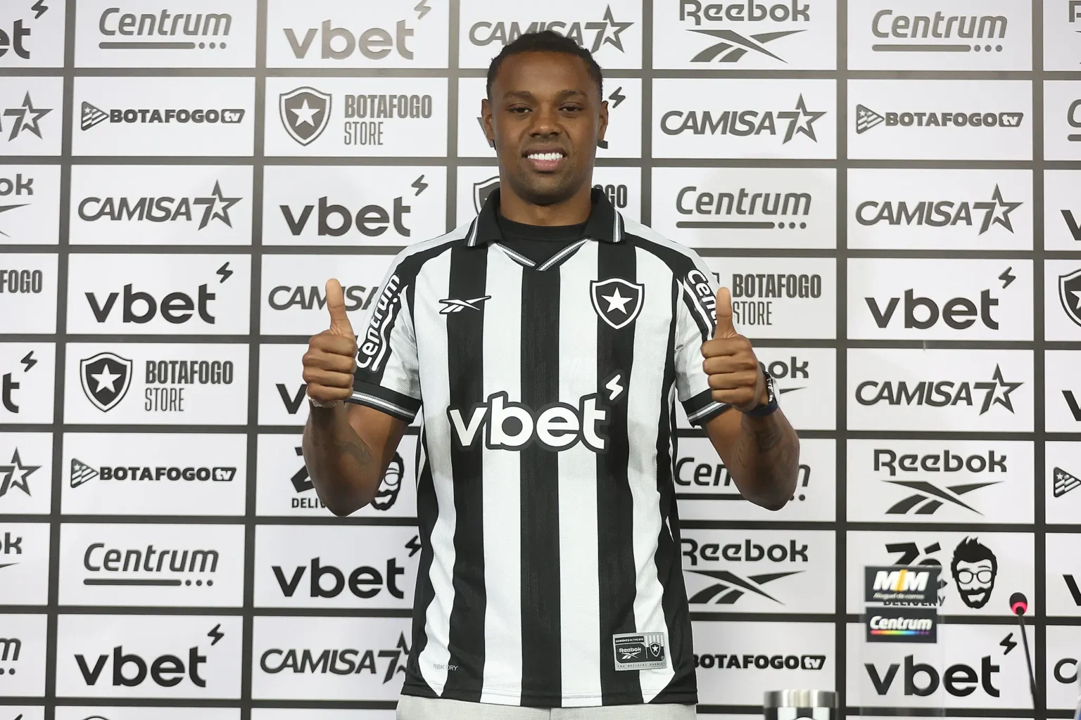 Kaio Pantaleão regularizado: Estreia no Botafogo liberada