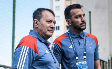 Dracena exalta profissionalismo de Pedrinho BH no Cruzeiro após "aviso".