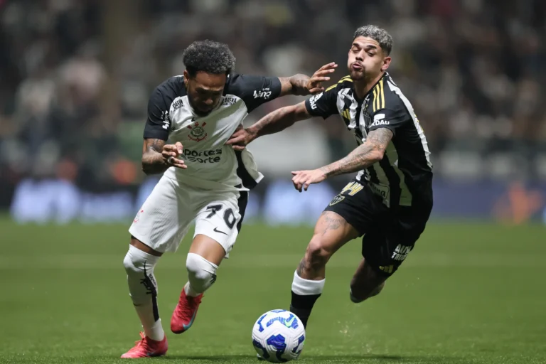 Rubens, do Galo, é o segundo com mais desarmes no Brasileirão