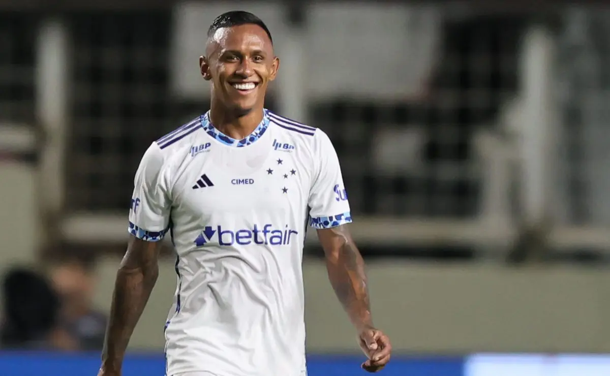 Cruzeiro adquire Marquinhos em definitivo e torcedores celestes reagem: "Se Jardim aprovou, tá aprovado!"